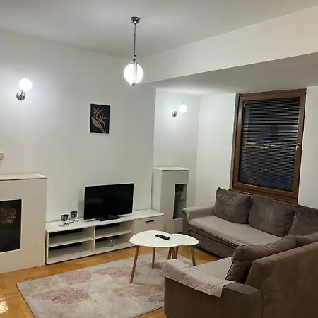 Joan Apartment *